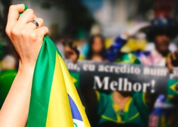 Plano político inclui diminuir tensão com STF e manter embate direto com o PT.