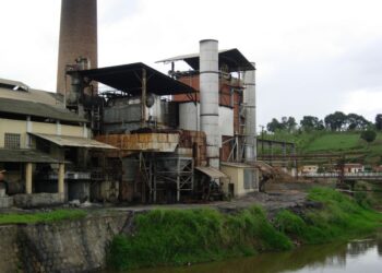 A Usina Catende está fechada desde 2012 e trabalhadores aguardam indenizações