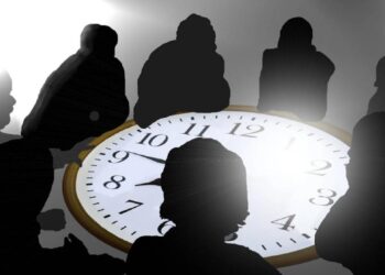 Presidente da Câmara dos Deputados convoca reunião para discutir temas urgentes.