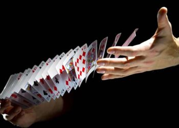 Prefeitura de Caruaru lança novo edital de "cartas marcadas"