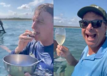 Bolsonaro (PL) virou o ano em Alagoas, a convite do ex-ministro, Gilson Machado.