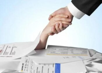 Gol Linhas Aéreas entra com pedido de proteção contra credores nos EUA após anúncio de pacote de ajuda do governo federal.