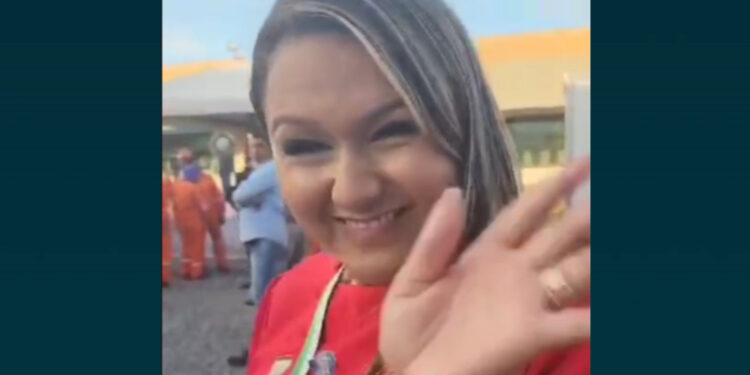 Maria Eduarda compartilha momento especial com o primo presidente.