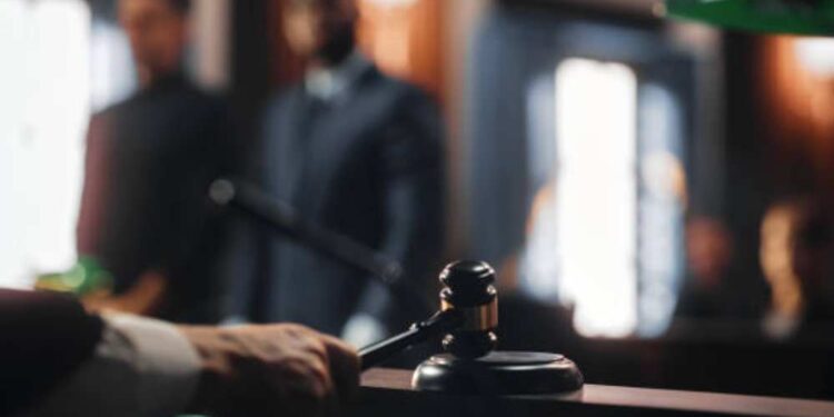 Delegado da PF vira réu em ação do MPF por suposto abuso de autoridade durante investigação contra o procurador-geral da República em 2022.