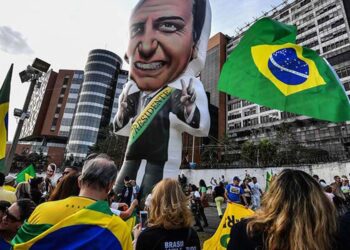 Apoiadores de Jair Bolsonaro durante manifestação