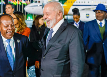 Lula ao desembarcar na Etiópia para reunião com a União Africana. Foto: Ricardo Stuckert