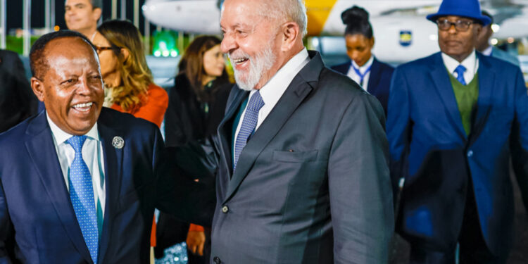 Lula ao desembarcar na Etiópia para reunião com a União Africana. Foto: Ricardo Stuckert
