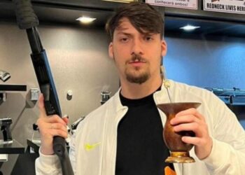 Jair Renan Bolsonaro na mira da justiça por fraudes bancárias.