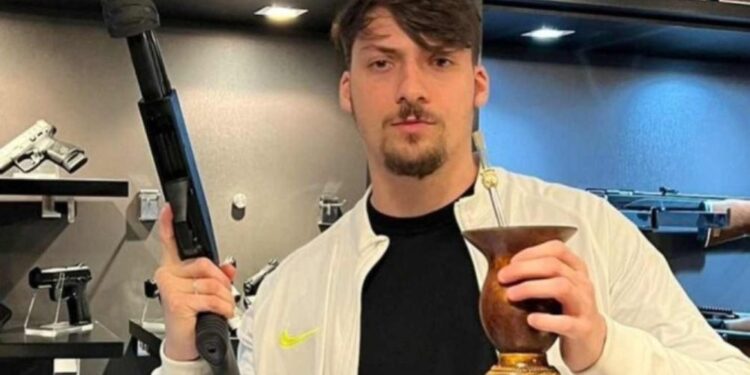 Jair Renan Bolsonaro na mira da justiça por fraudes bancárias.