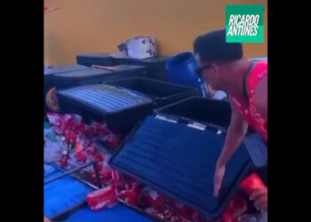 Confusão por falta de cerveja no Camarote Juntas e Misturadas no Galo