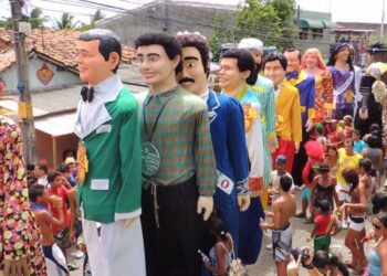 Novos bonecos gigantes são destaque no Carnaval de Olinda e Recife em 2024.