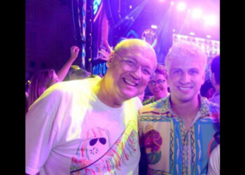 Mozart Sales e João Campos se encontraram no carnaval do Recife