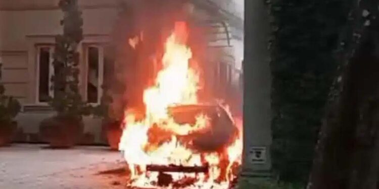 Roubo a mansão em bairro nobre de SP acaba com dois mortos