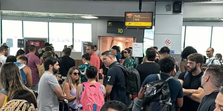 Falha da Gol Cia Aéreas gerou demora e irritação