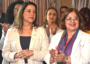 A governadora Raquel Lyra e a ministra das Mulheres, Cida Gonçalves