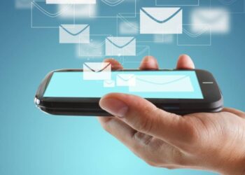 PF investiga minuta de decreto que previa prisão de presidente do TSE e convocação de novas eleições.