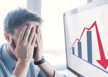 Americanas divulga prejuízo bilionário e queda na receita em 2023.