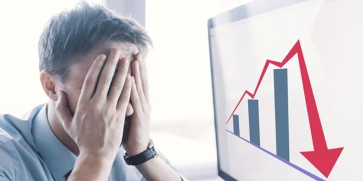 Americanas divulga prejuízo bilionário e queda na receita em 2023.