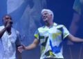 João Campos subiu ao palco durante o show de Thiaguinho no Marco Zero