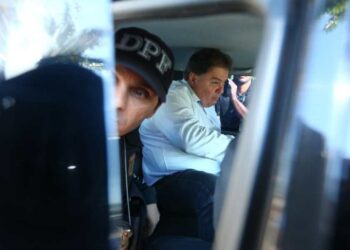 Em abril de 2016, Gim Argello foi escoltado por agentes da PF de sua residência até a Superintendência da PF.