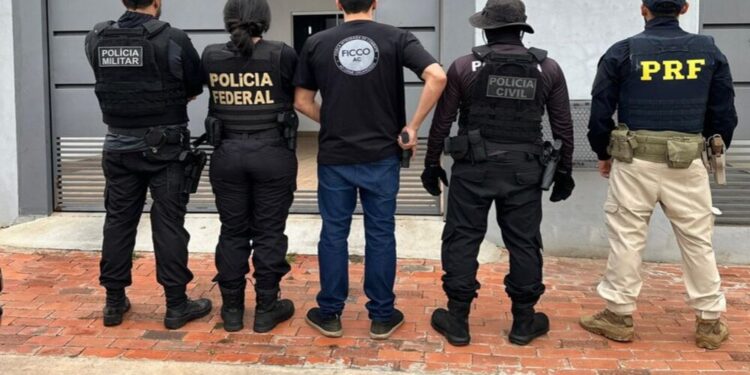 Policiais acreditam que possa ter havido, nas primeiras horas da fuga, uma inércia proposital por alguns policiais militares em Mossoró