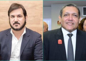 Antonio Rueda (esq) pede a Kassio Nunes investigação após incêndio em sua residência.