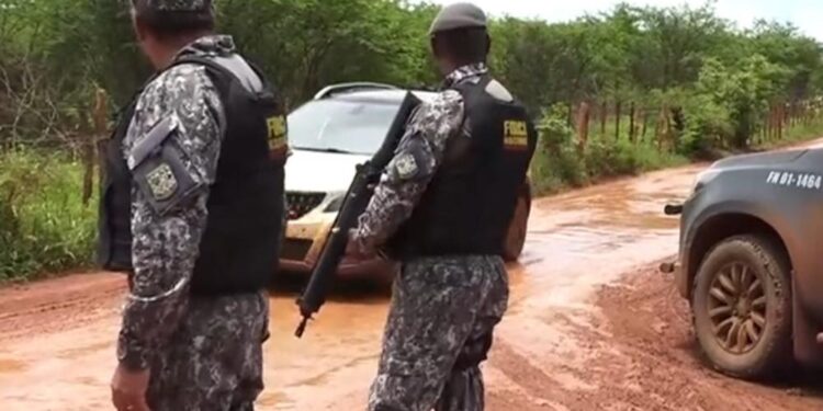 Força Nacional em busca dos fugitivos de Mossoró.