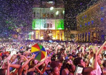 Carnaval de R$ 4,1 milhões: Suspeitas de fraude em licitação da Prefeitura de Recife.