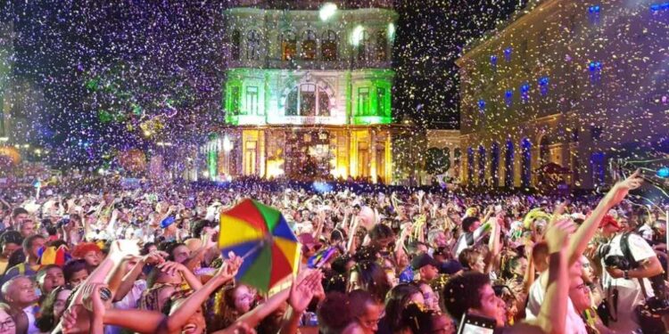 Carnaval de R$ 4,1 milhões: Suspeitas de fraude em licitação da Prefeitura de Recife.