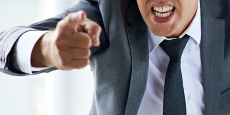 Na sessão, a turma de magistrados analisava uma ação movida pela jovem, que pede reparação por danos morais.