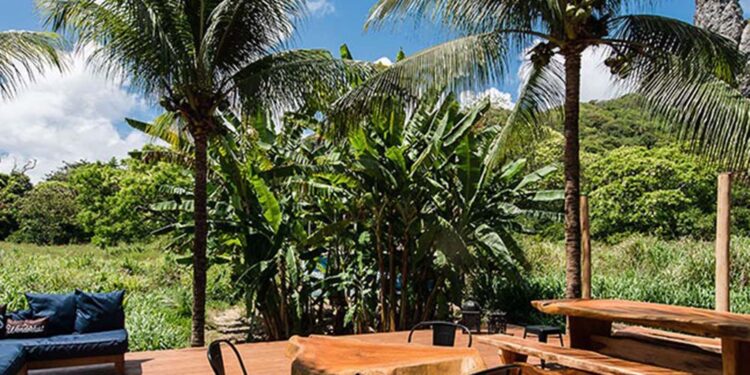 A pousada Noronha 3º 50' , do ator Paulo Vilhena, fica num comodato rural