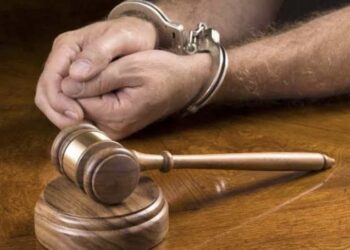 Tribunal de Justiça de Pernambuco aceita denúncia contra 12 policiais por chacina em Camaragibe.