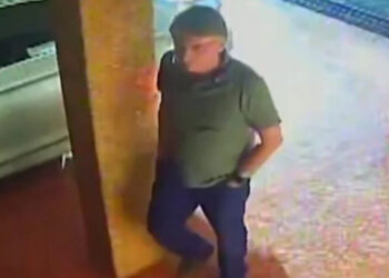 Defesa de Bolsonaro apresenta explicações sobre permanência na embaixada da Hungria.