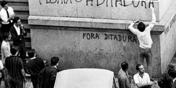 "Golpe também foi antipoético", diz Marcelo Mário de Melo