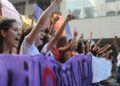 O protesto acontece após a decisão da juíza Ana Marques Veras, da 2ª Vara de Violência Doméstica e Familiar,  que considerou improcedente a acusação de estupro