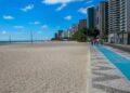 São pelo menos 38,8 km de praias ampliadas artificialmente de 1998 para cá. Jaboatão dos Guararapes é uma dessas