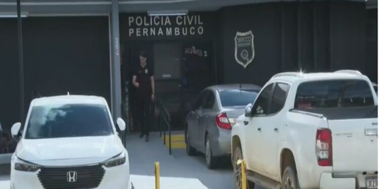 Além dos três servidores do TJPE, outras três pessoas foram presas e uma está foragida