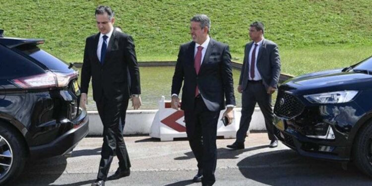 Rodrigo Pacheco (PSD) e Arthur Lira (PP), em Braília