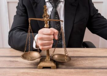 Sócios fundadores de escritório de advocacia em disputa Judicial.