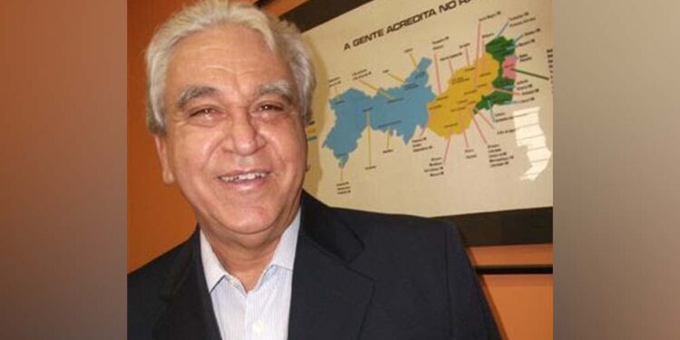 O radialista Cleo Niceas