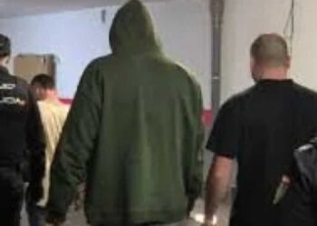 Turistas italianos presos por suspeita de estupro coletivo contra brasileira em Maiorca, Espanha.