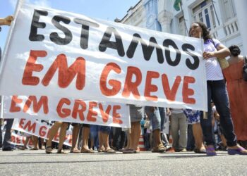 Governo Federal propõe aumento nos auxílios para servidores do executivo em 2024.