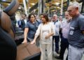 Governadora Raquel Lyra em visita ao parque de fornecedores