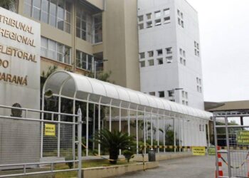 Tribunal Regional Eleitoral do Paraná vota contra a cassação do senador Sergio Moro.