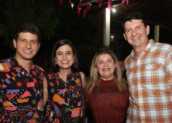 João Campos e Tabata Amaral no São João de Petrolina