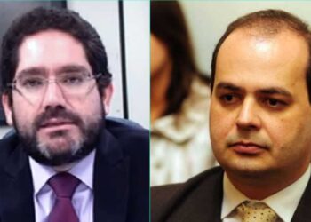 O juiz Cesar de Carvalho (esq.) e o ex-secretário Renato Thiebaut (à dir).