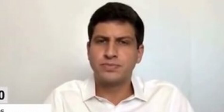 O pré-candidato à reeleição para prefeito do Recife participou da sabatina promovida pela Folha e UOL,