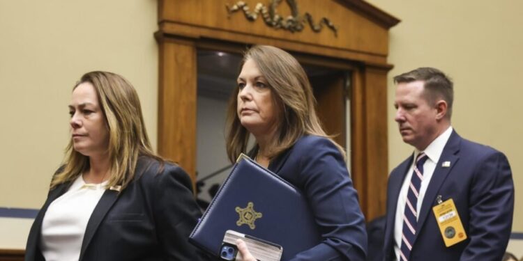 "Como diretora, assumo total responsabilidade pela falha de segurança", diz a carta