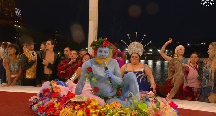 tro momento que chamou atenção foi a interpretação do deus grego Dionísio, o Deus do Vinho