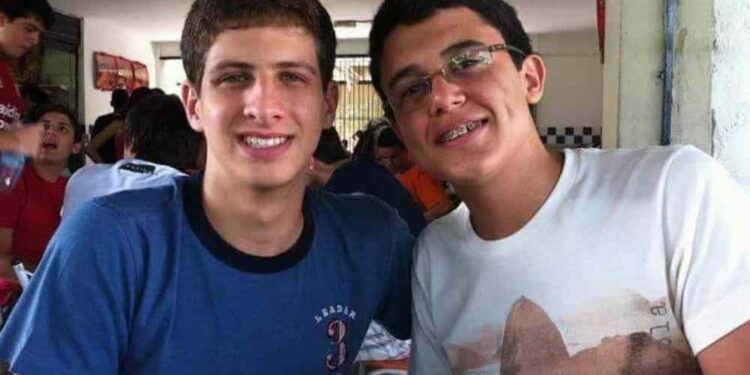 Amizade de João Campos e Victor Marques: Da faculdade à candidatura à Prefeitura de Recife.